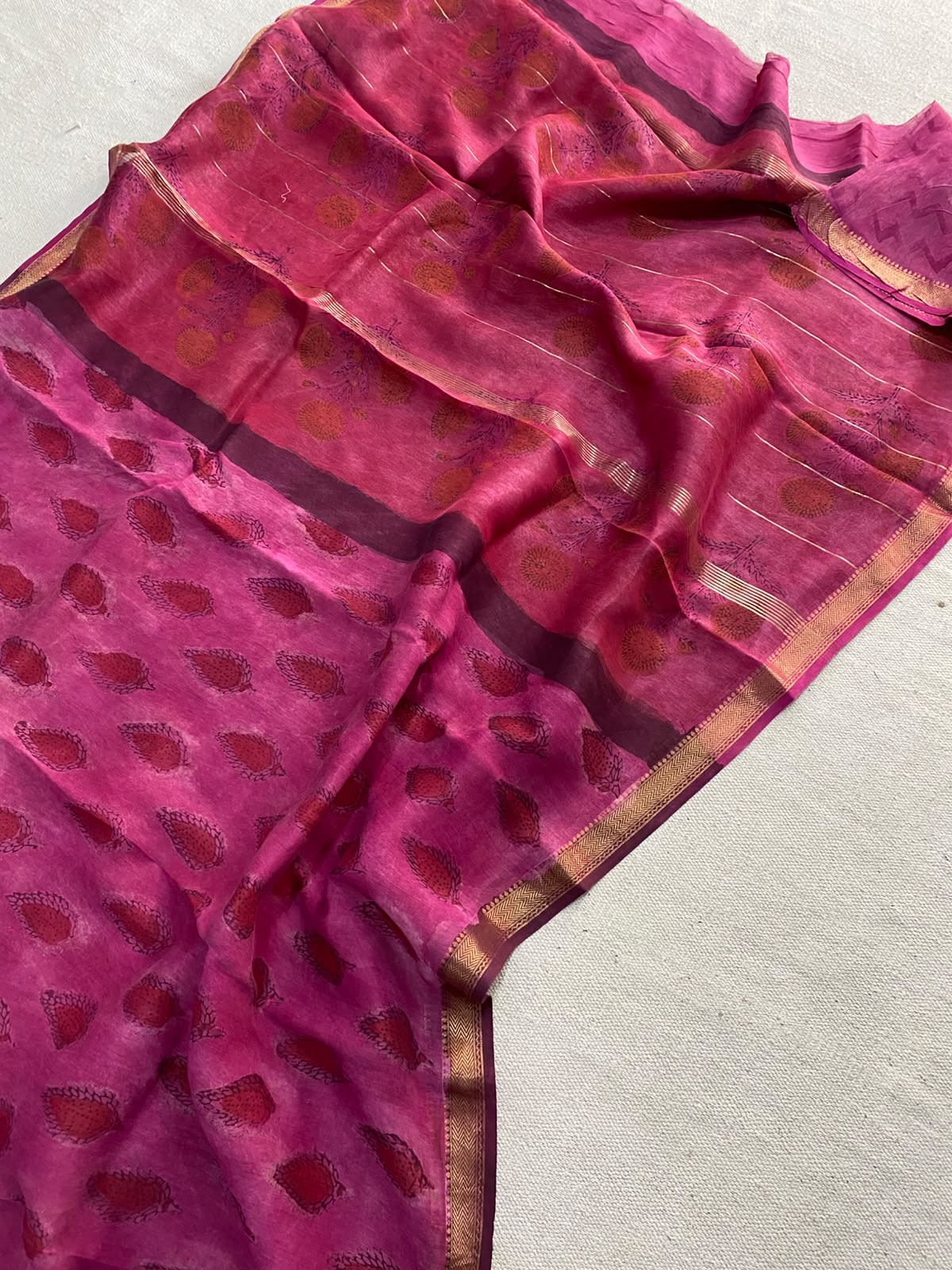 MAHESHWARI SILK - Pink Paisley