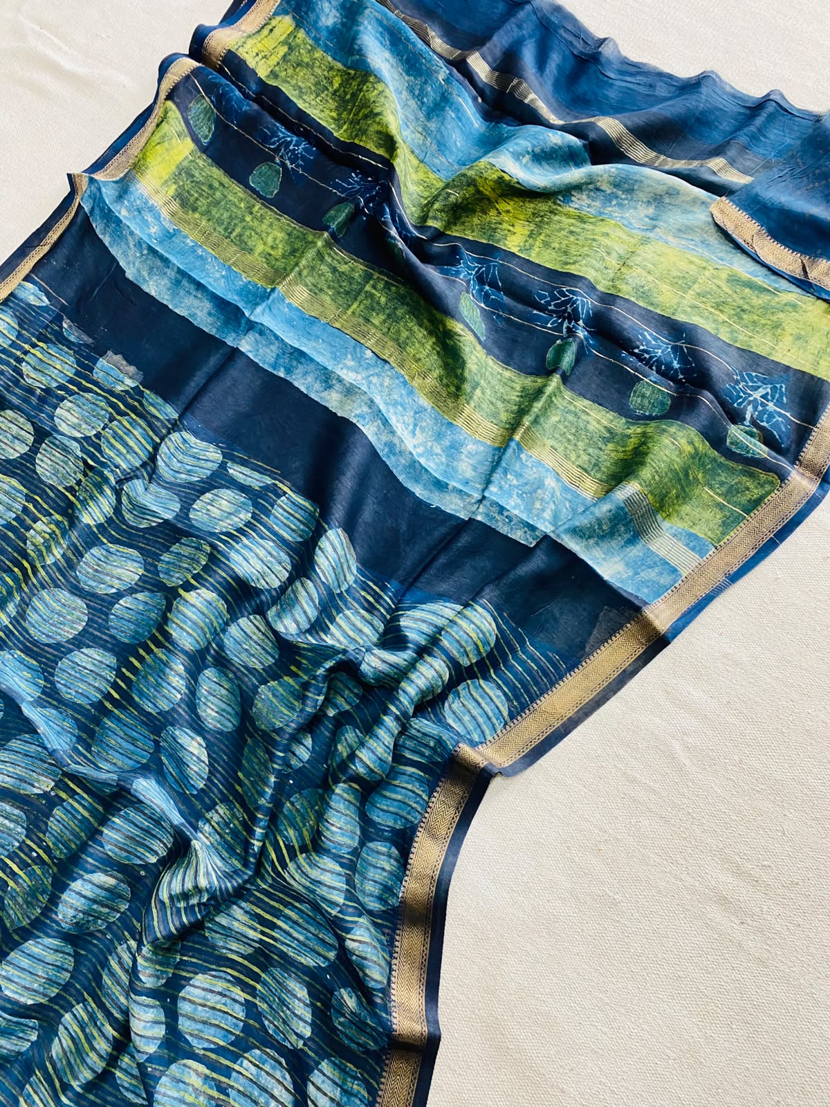 MAHESHWARI SILK - Natural Dye with Pomegranate Peels 🌿