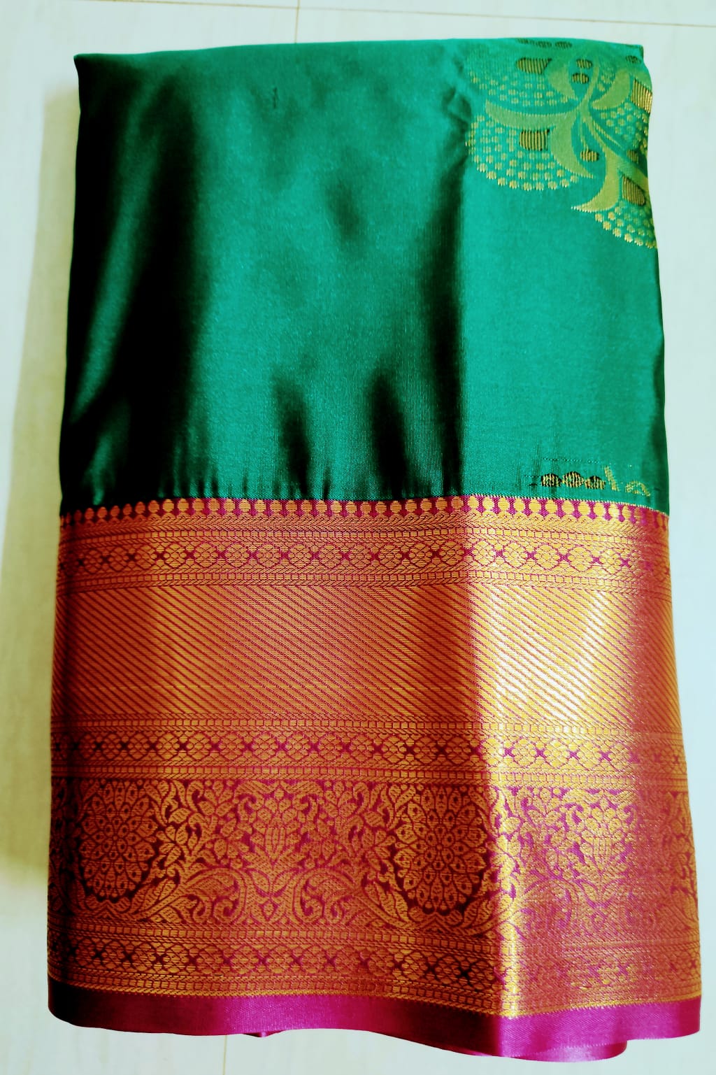 Emerald Green Kanchipuram Semi Silk Saree with Gold Zari Peacock Buttas